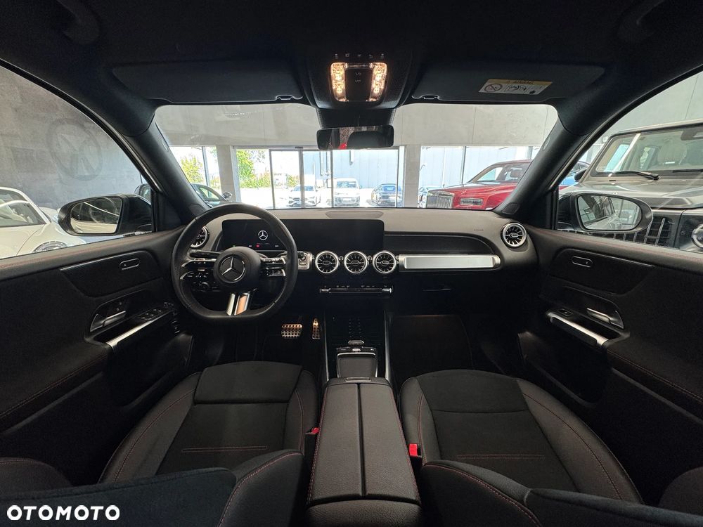 Mercedes-Benz GLB 200 AMG Line 7G-DCT - 14