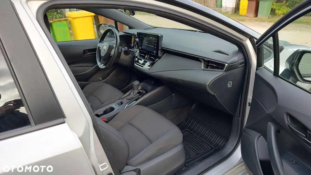 Toyota Corolla - 17