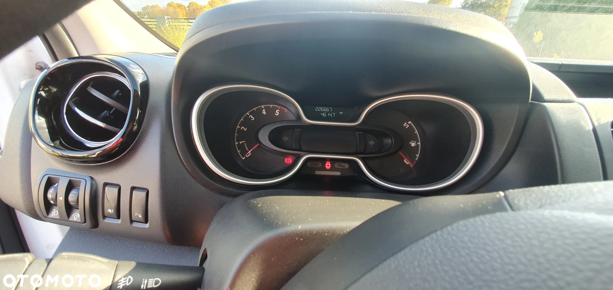 Opel Vivaro - 9