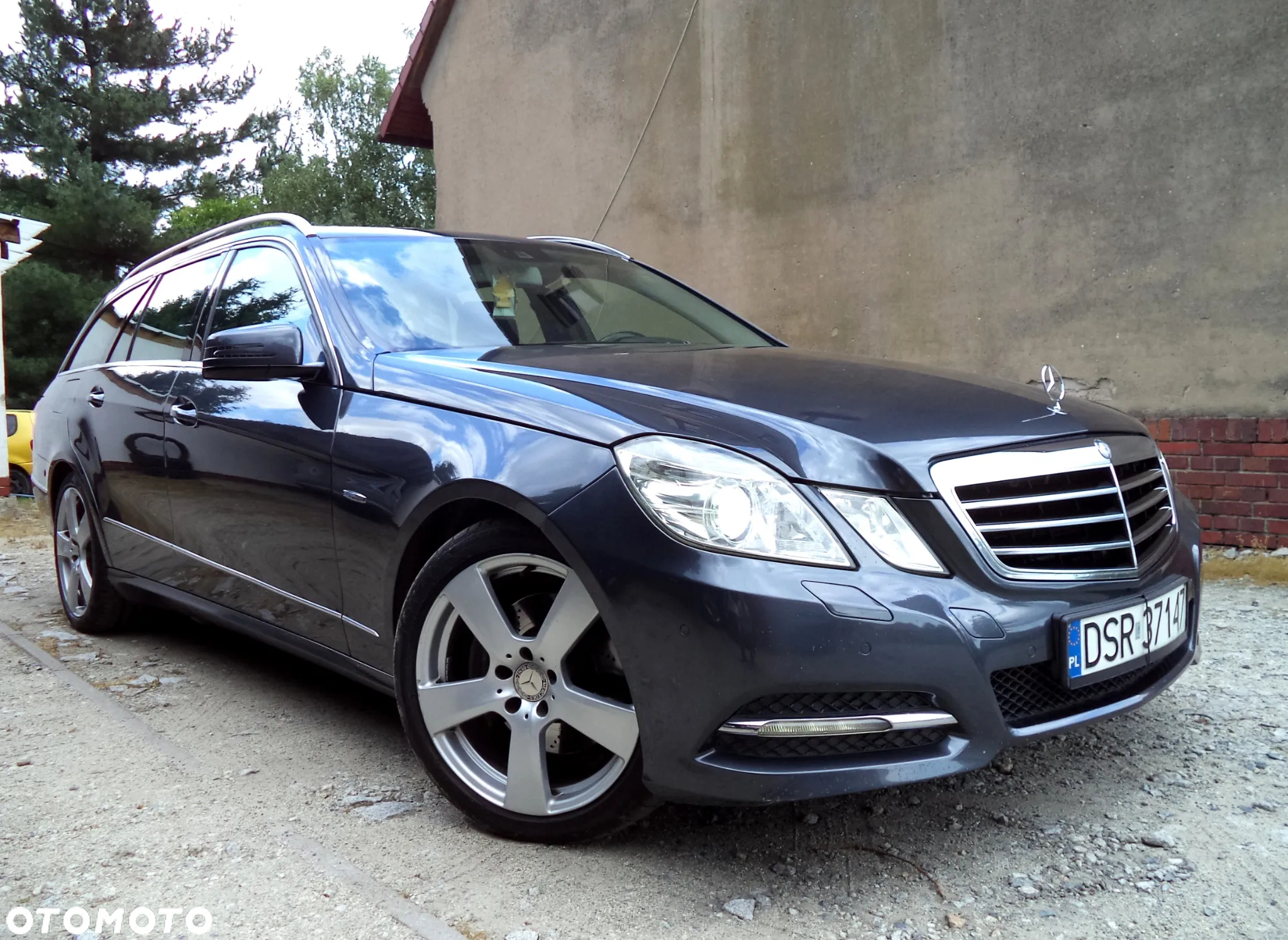 Mercedes-Benz Klasa E 350 T CDI DPF 4Matic BlueEFFICIENCY 7G-TRONIC Avantgarde - 2