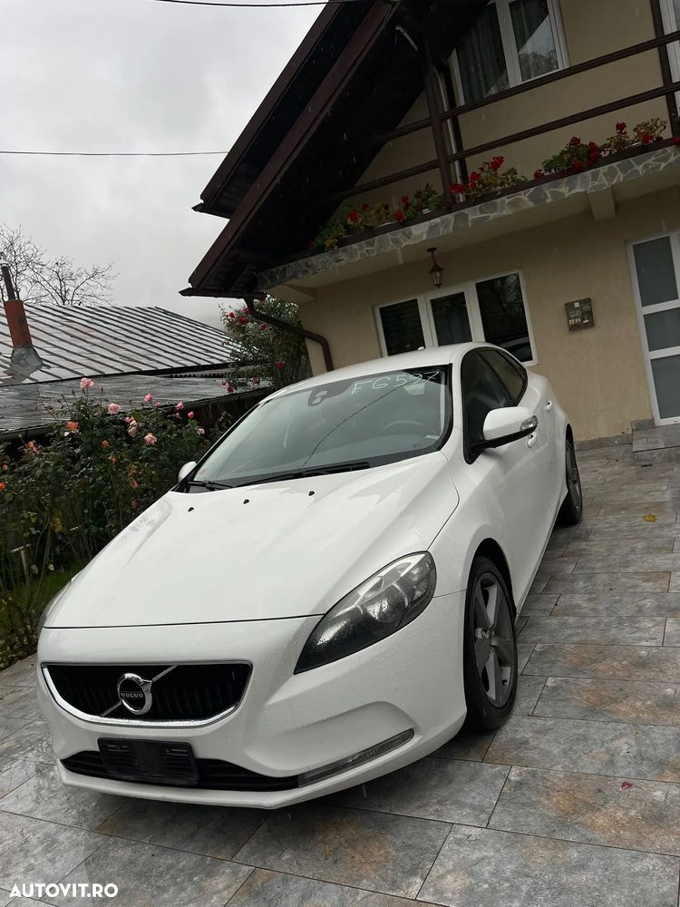 Volvo V40 Cross Country D2 Kinetic - 1