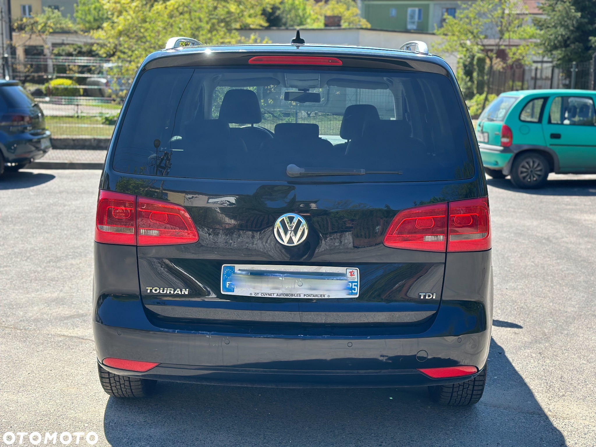 Volkswagen Touran 1.6 TDI DPF Highline - 4