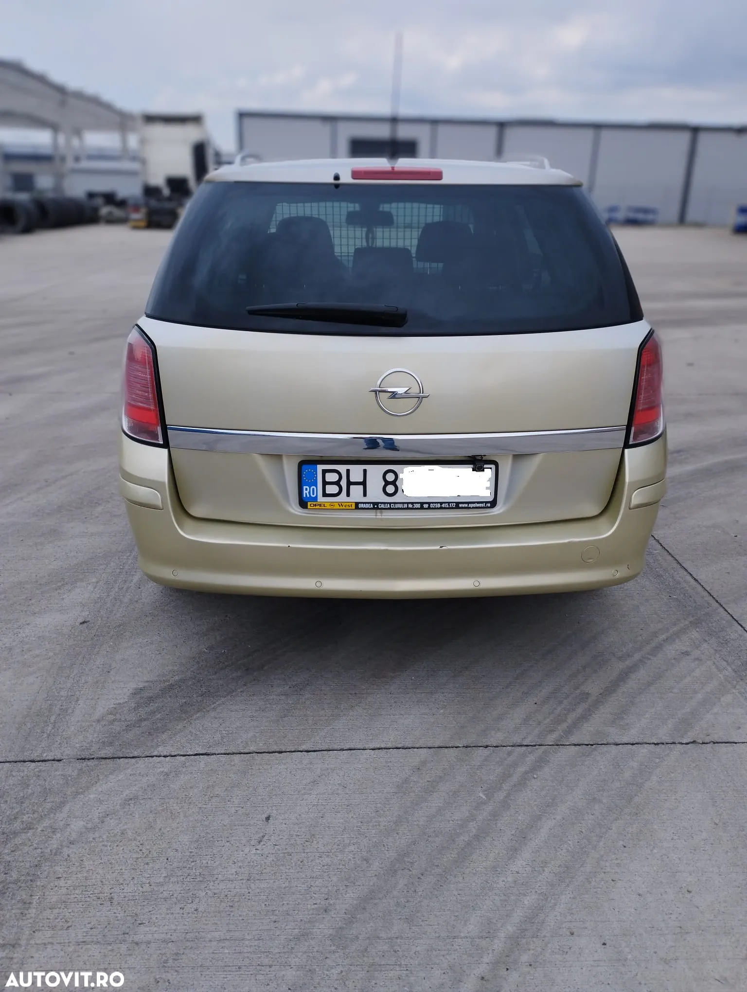 Opel Astra Classic 1.6i - 4