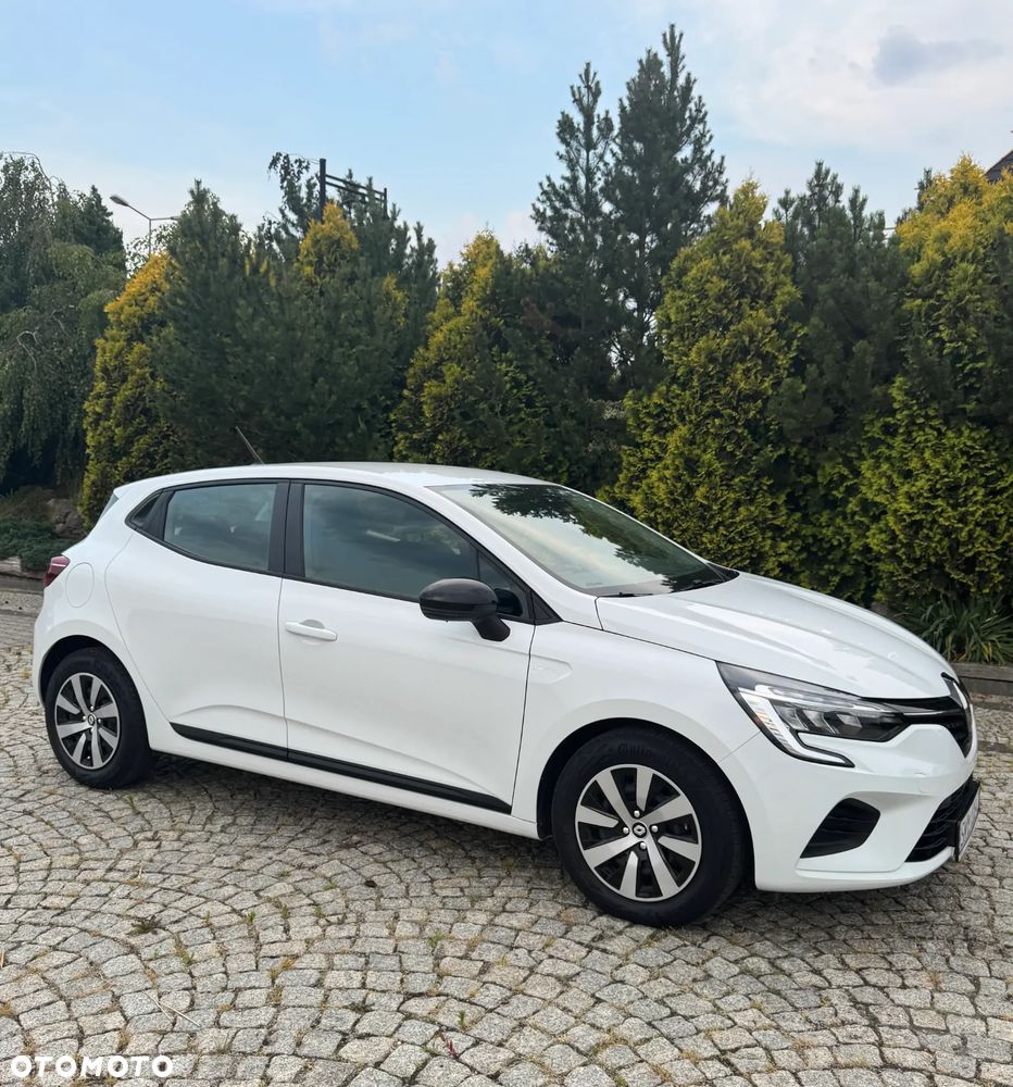 Renault Clio - 21