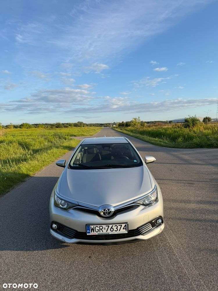 Toyota Auris 1.6 Classic Plus - 4