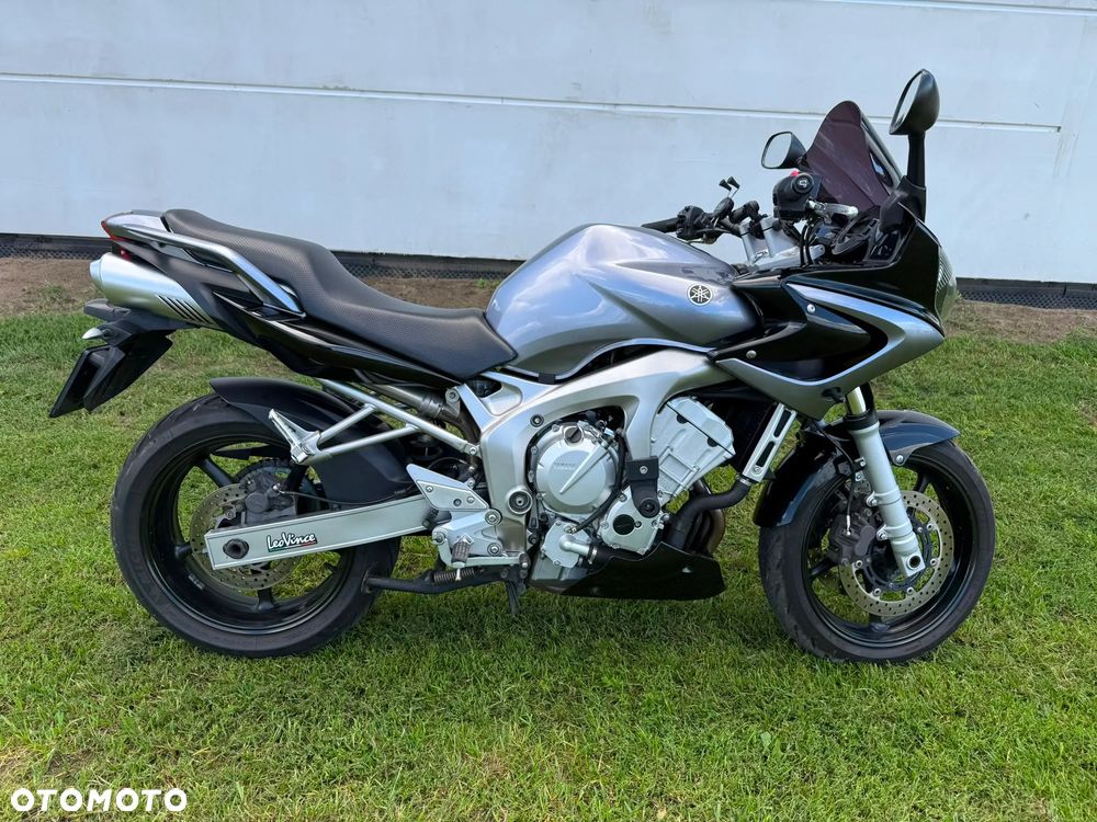 Yamaha FZ6 - 1