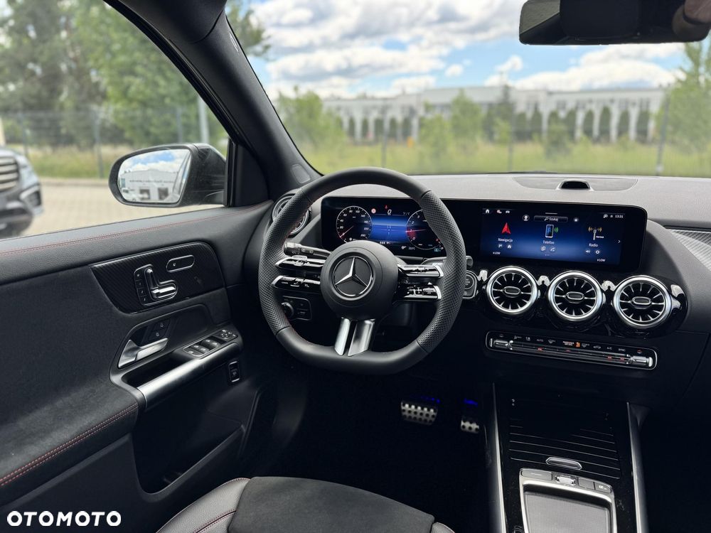 Mercedes-Benz GLA 200 mHEV AMG Line 7G-DCT - 14
