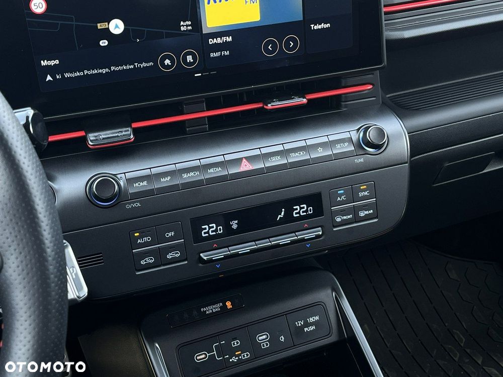 Hyundai Kona - 16