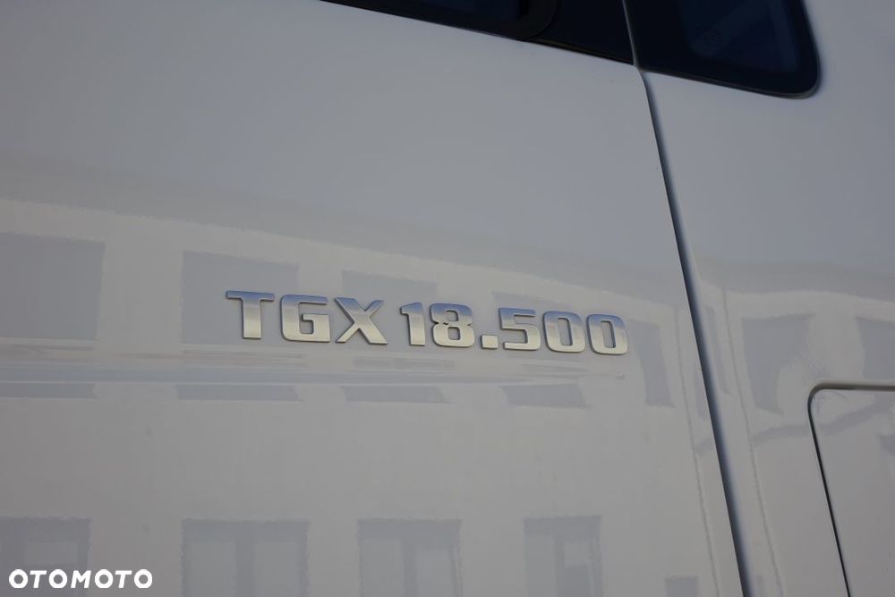 MAN TGX 18.500 EURO 6 4X2 LLS-U XLX / MEGA / AUTOMAT / RETARDER / 2 ZBIORNIKI / LODÓWKA - 10