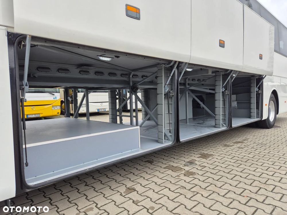 Mercedes-Benz TOURISMO RHD/13 METRÓW/MANUAL/SPROWADZONY/WINDA - 17