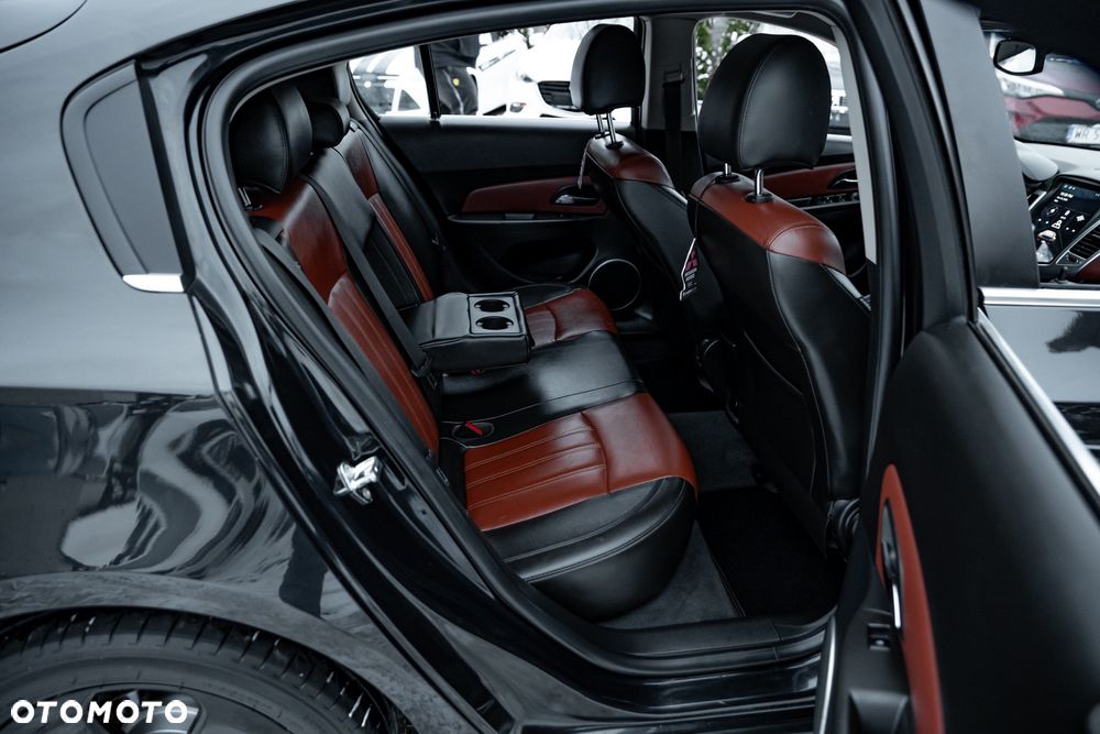 Chevrolet Cruze 1.8 LT - 21