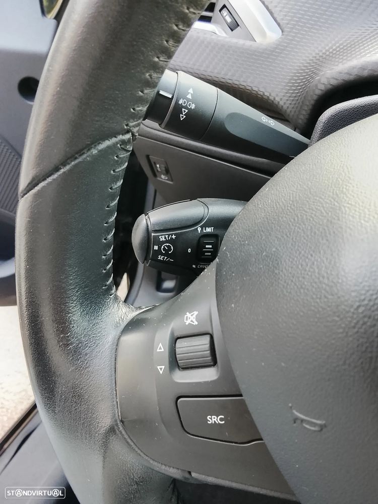 Peugeot 208 1.6 BlueHDi Style - 7
