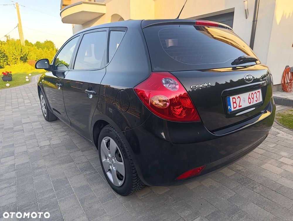 Kia Ceed 1.4 CVVT LX Basis - 5