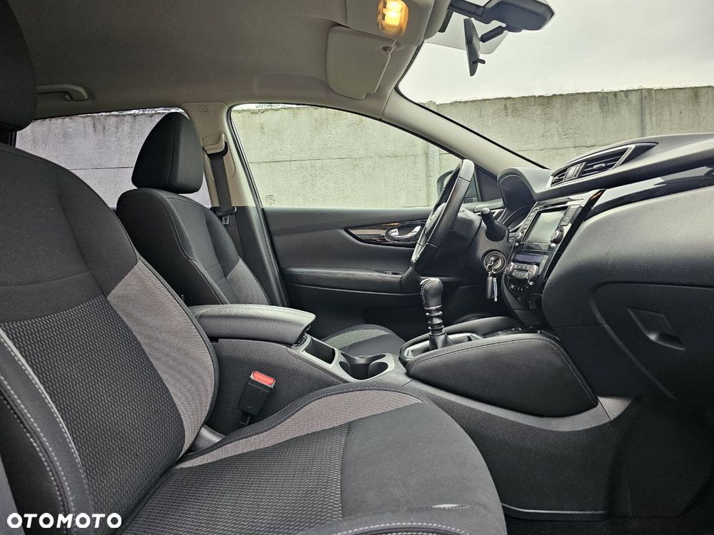 Nissan Qashqai 1.3 DIG-T Acenta - 27