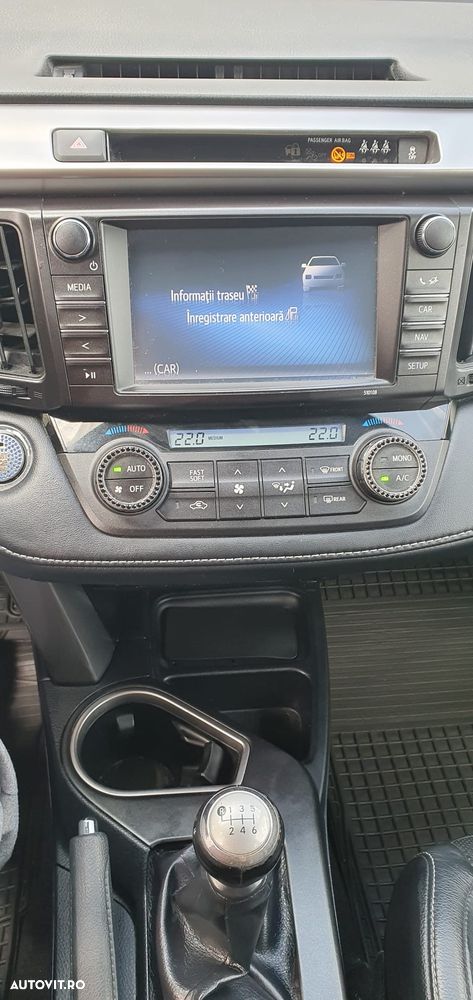 Toyota RAV4 - 7
