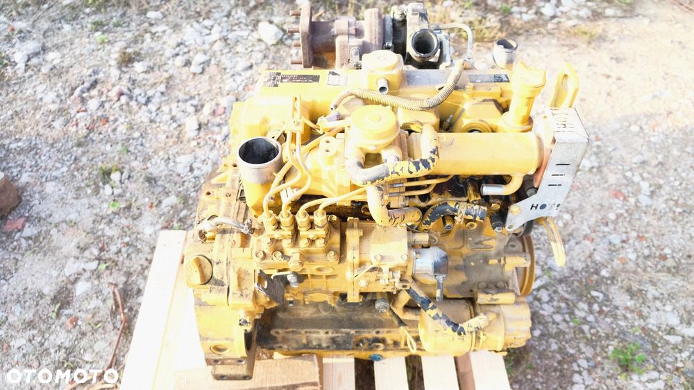 silnik caterpillar c3.3 B CDI-T-ET03 kubota V3307na części lub w całości - 2