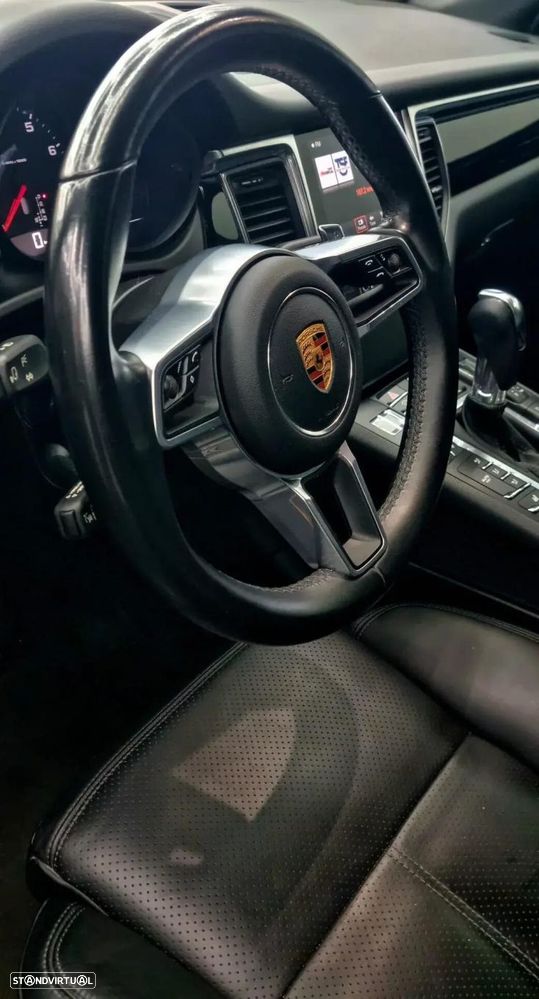 Porsche Macan - 10