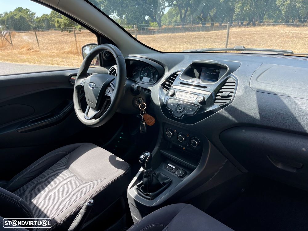Ford KA+ 1.2 Ti-VCT Ultimate - 17