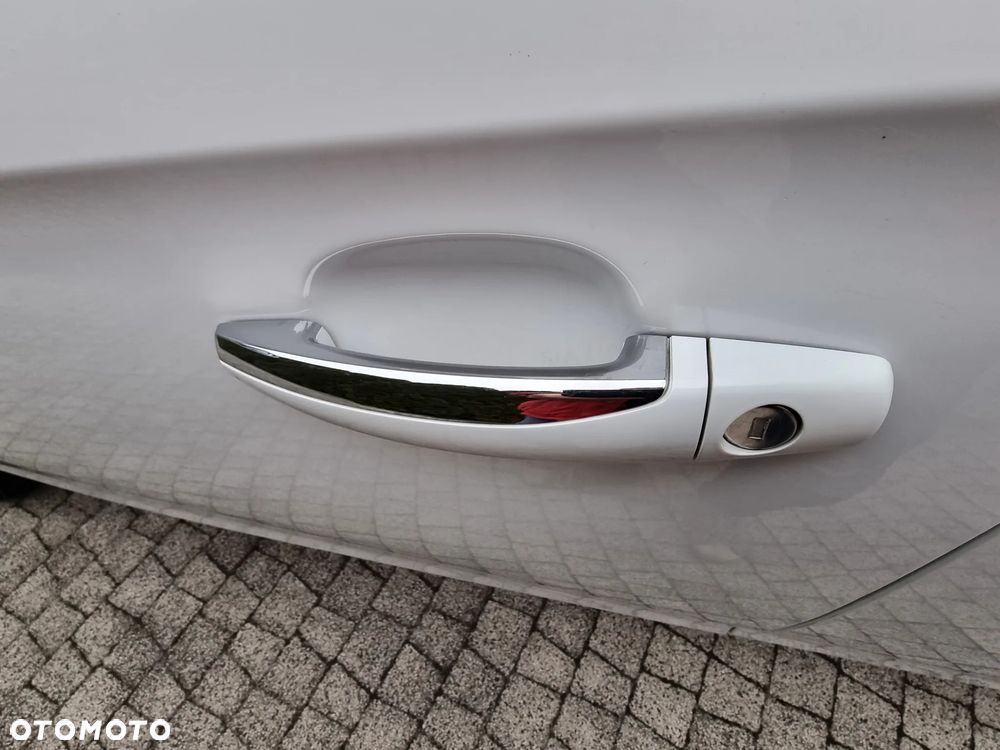 Opel Corsa 1.4 Turbo (ecoFLEX) Start/Stop Innovation - 13