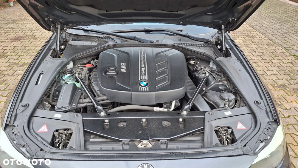 BMW Seria 5 520d - 5
