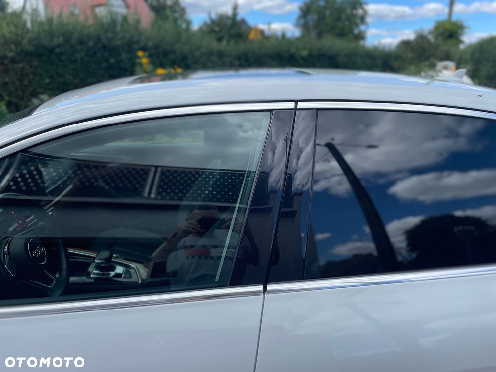 Audi A4 Limousine 40 TFSI S tronic design - 12