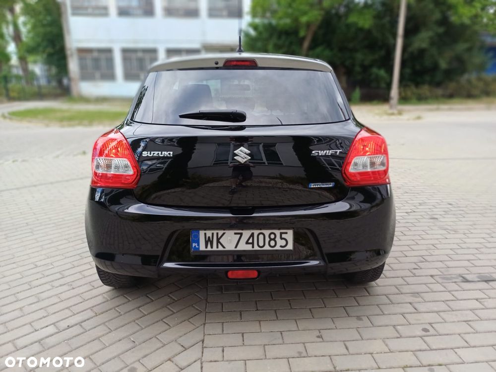 Suzuki Swift 1.2 Premium Plus - 3