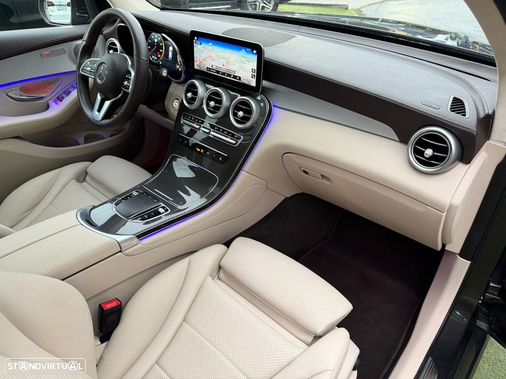 Mercedes-Benz GLC 300 e Coupé 4Matic - 22