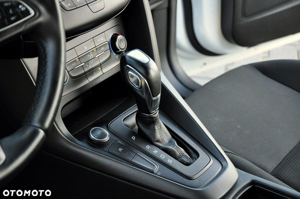 Ford Focus - 34