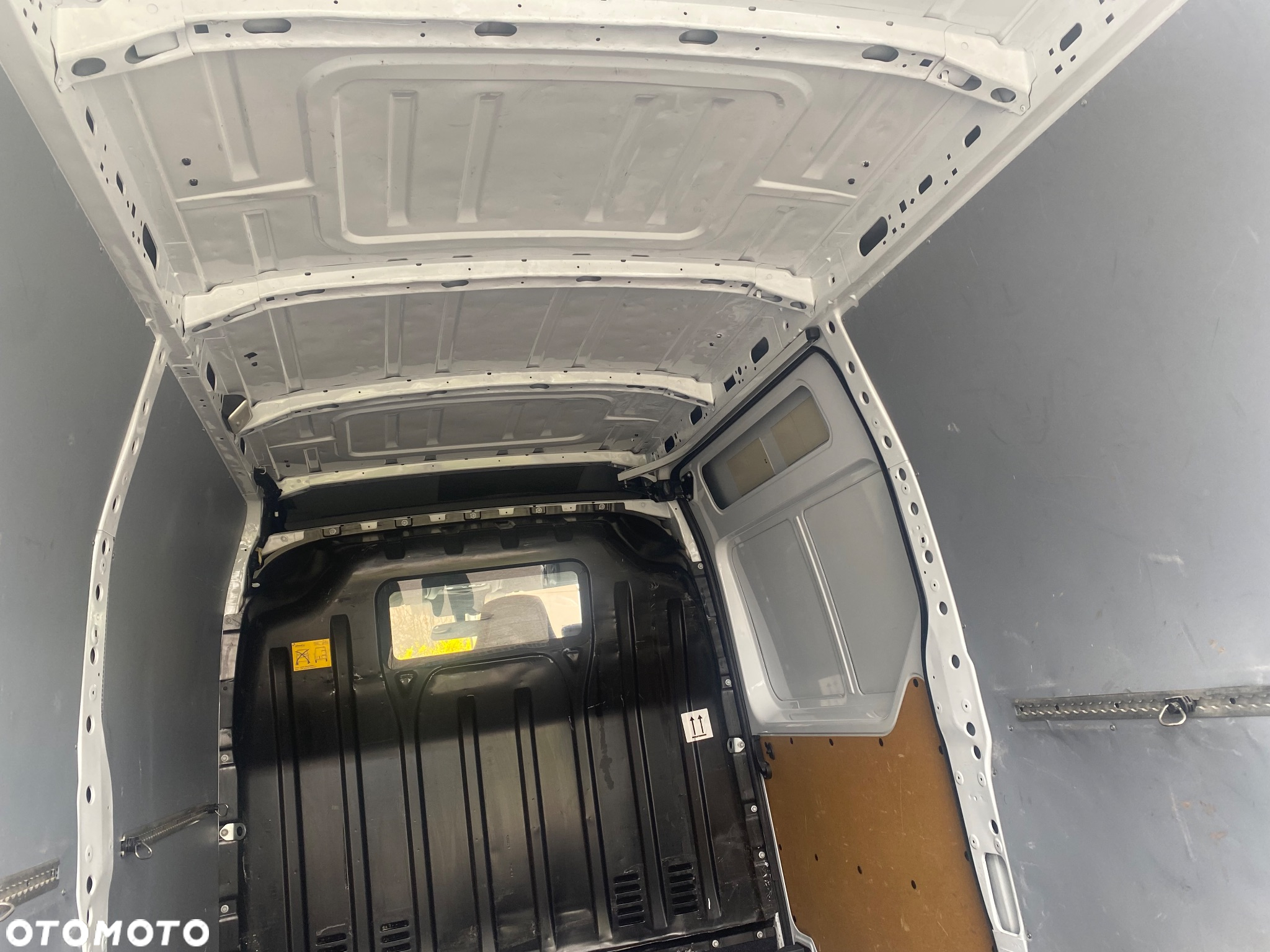 Opel Movano - 18