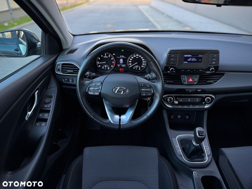 Hyundai i30 1.5 DPI Modern - 29