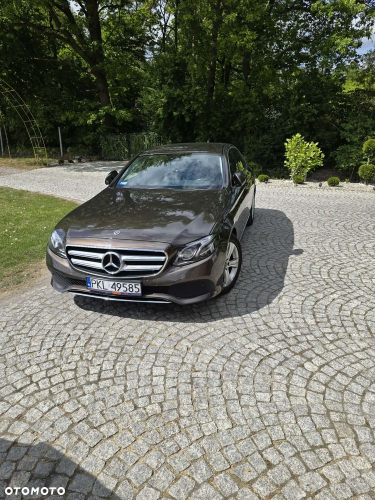 Mercedes-Benz Klasa E 220 d 9G-TRONIC - 2