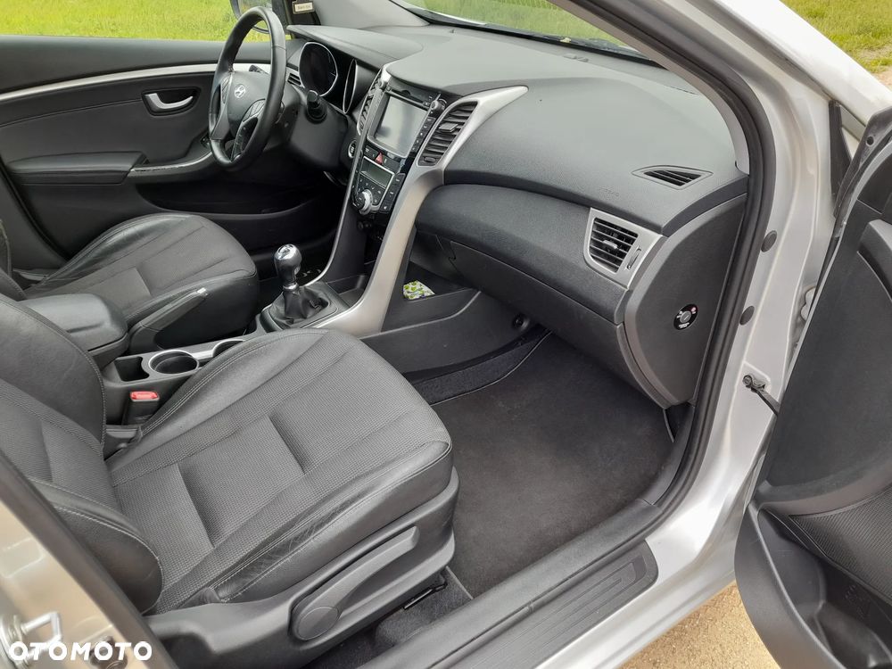 Hyundai i30 - 13