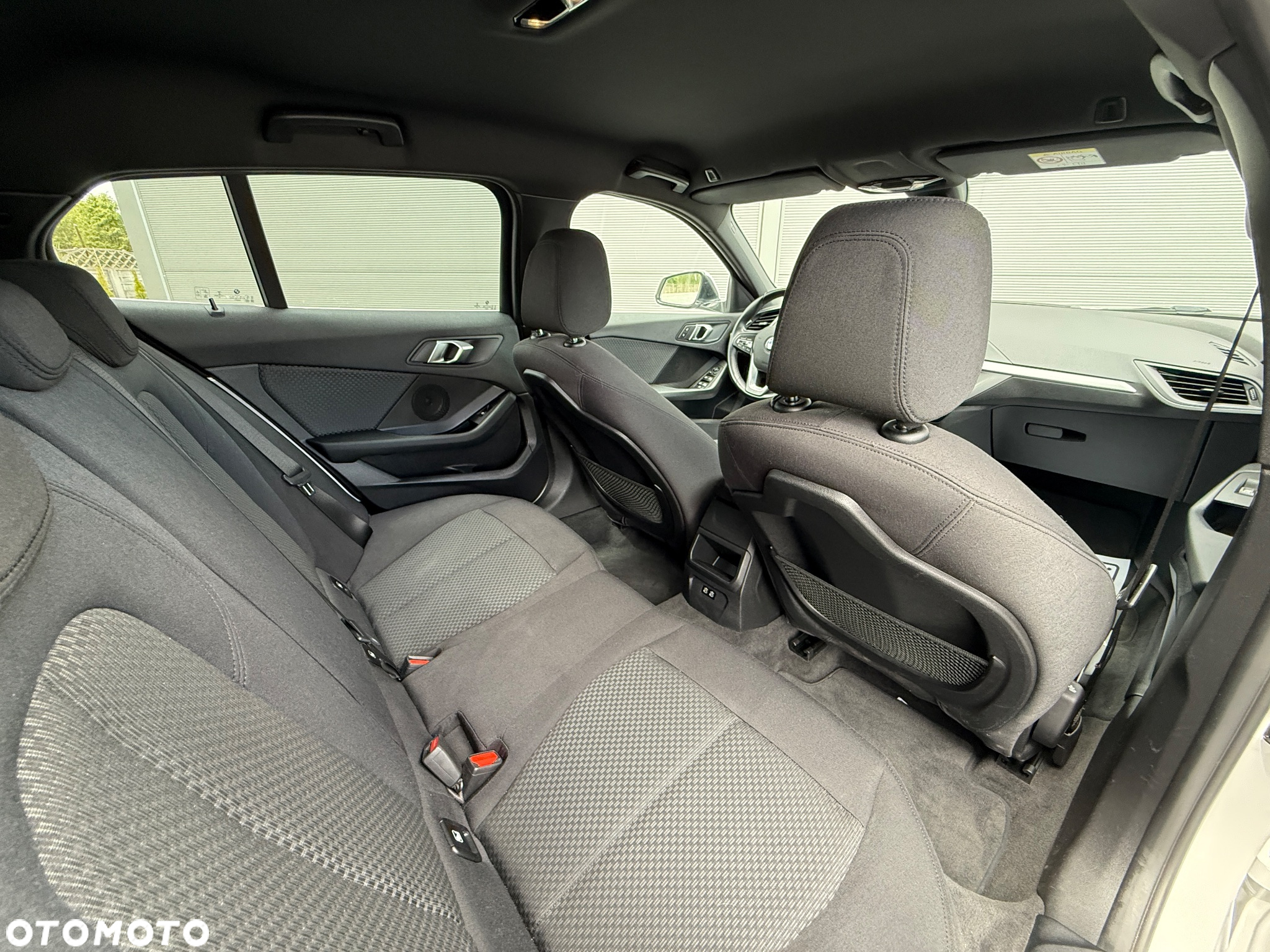 BMW Seria 1 118i M Sport - 9