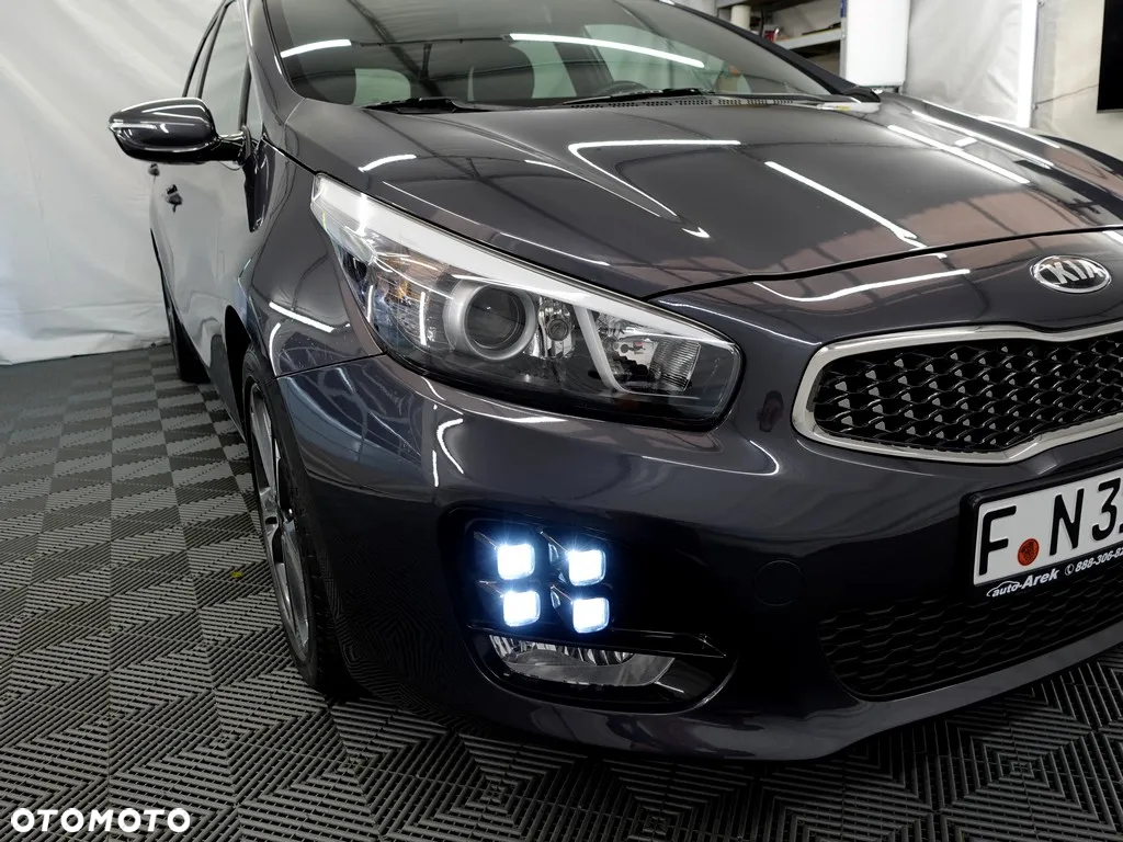 Kia Ceed 1.6 CRDi SCR GT-Line DCT - 29