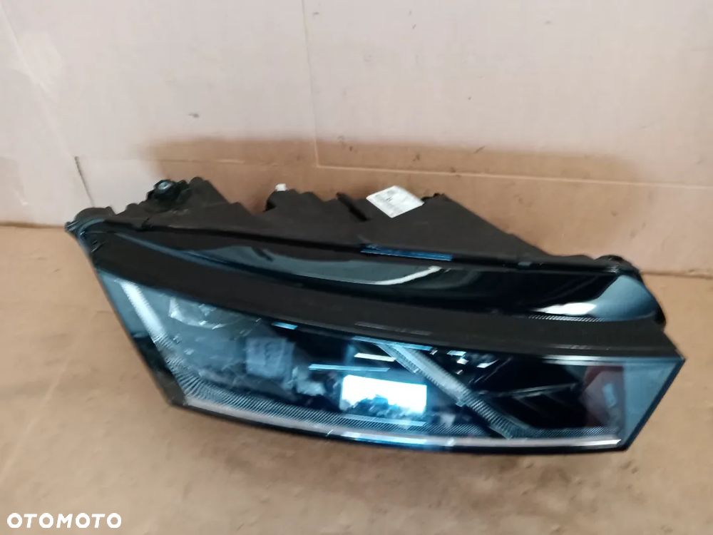Lampa prawy przód przednia prawa Full Led Skoda Octavia IV 4 - 2