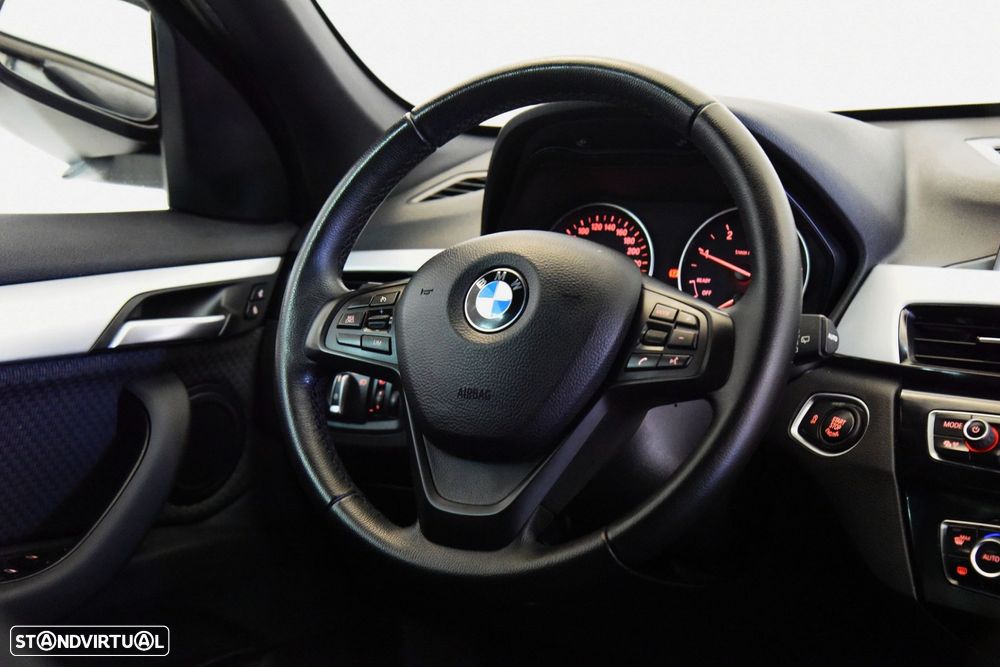 BMW X1 16 d sDrive Advantage - 24