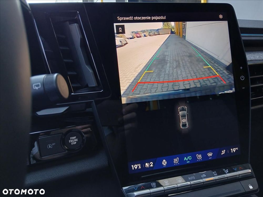 Renault Austral 1.3 TCe mHEV Techno - 17