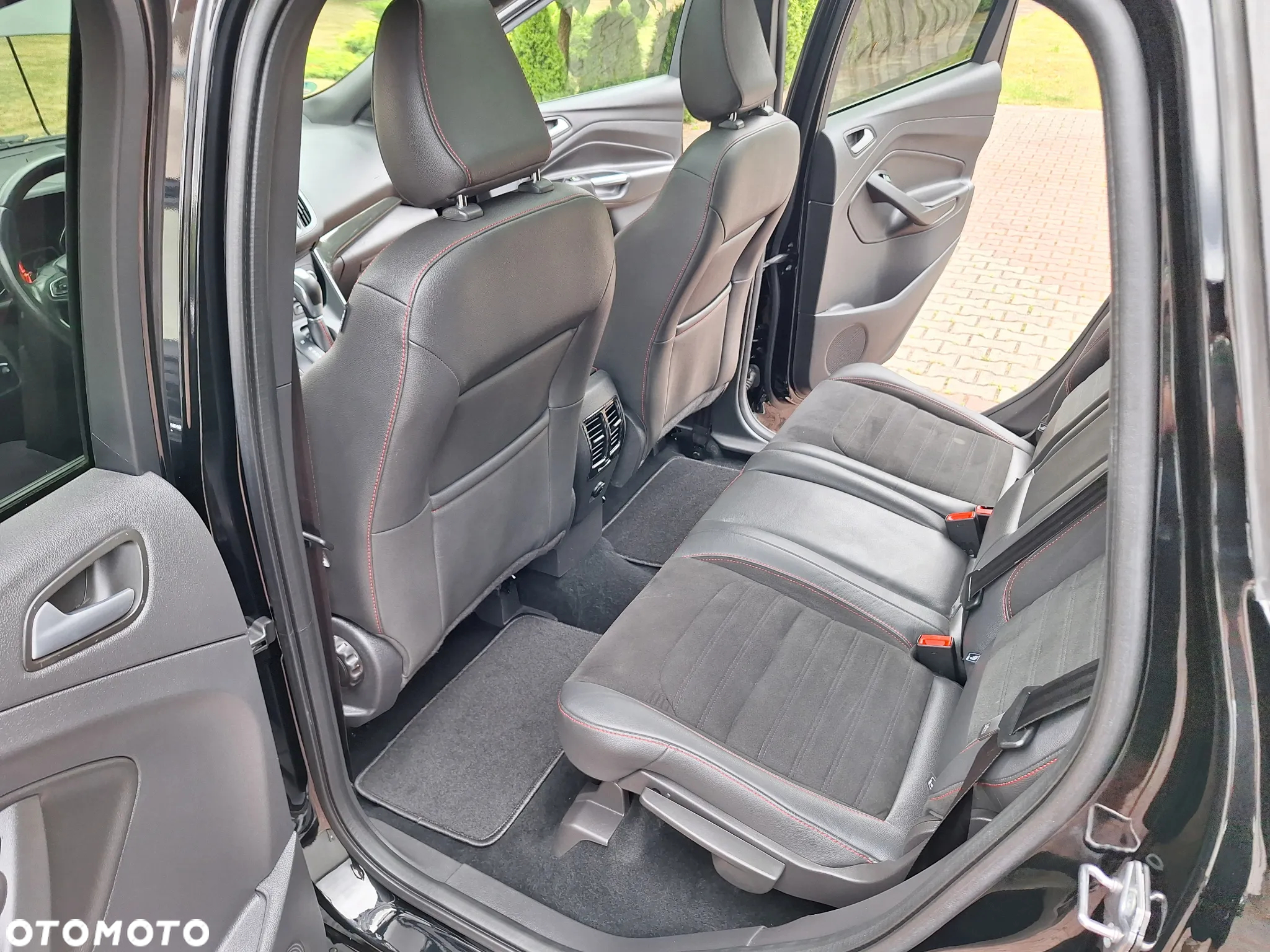 Ford Kuga 2.0 TDCi AWD ST-Line Black - 13