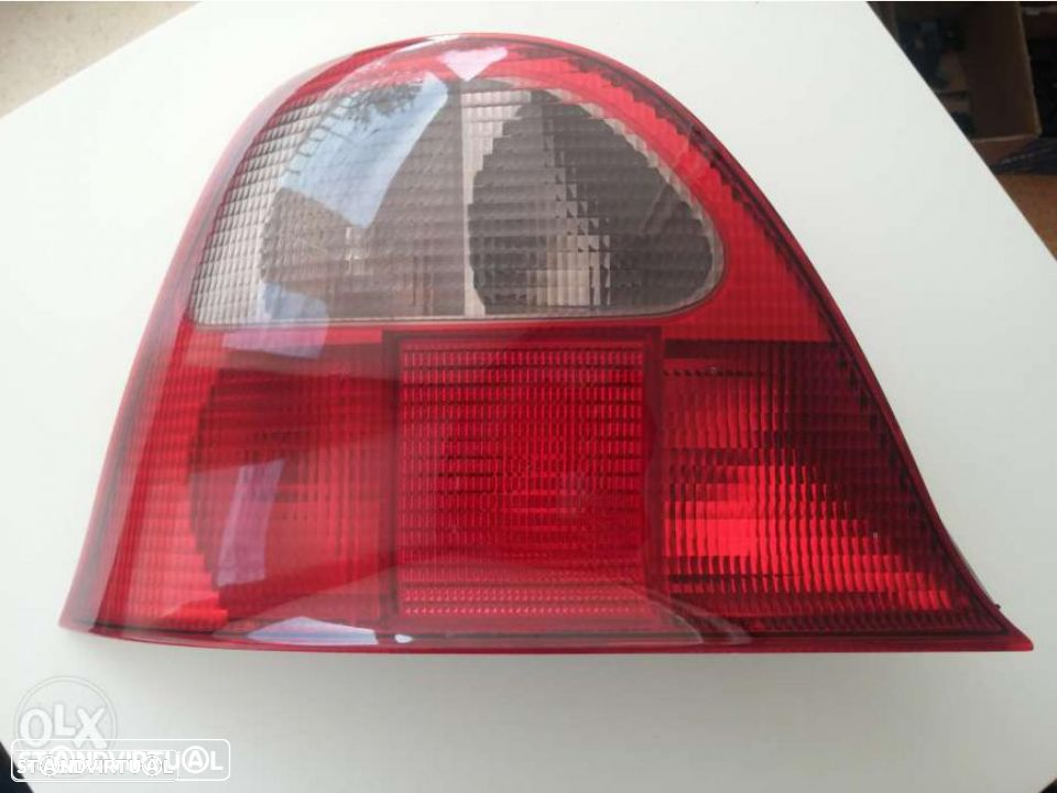 Farolim farol tras esquerdo rover 25 mg zr - 3