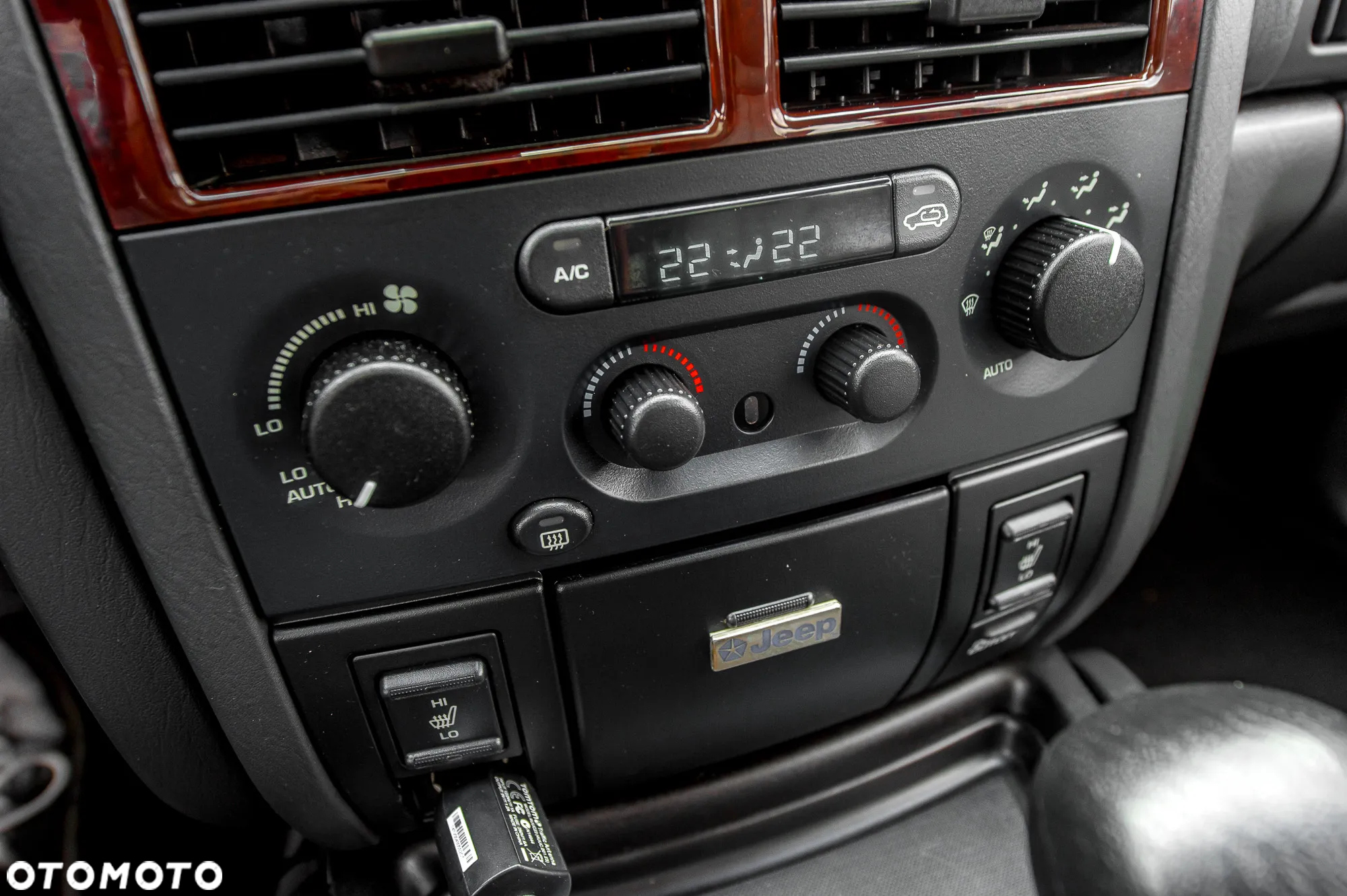 Jeep Grand Cherokee 4.7 Overland - 31