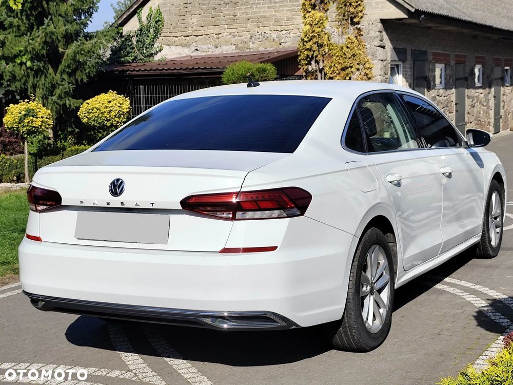 Volkswagen Passat 2.0 TSI Business DSG - 15