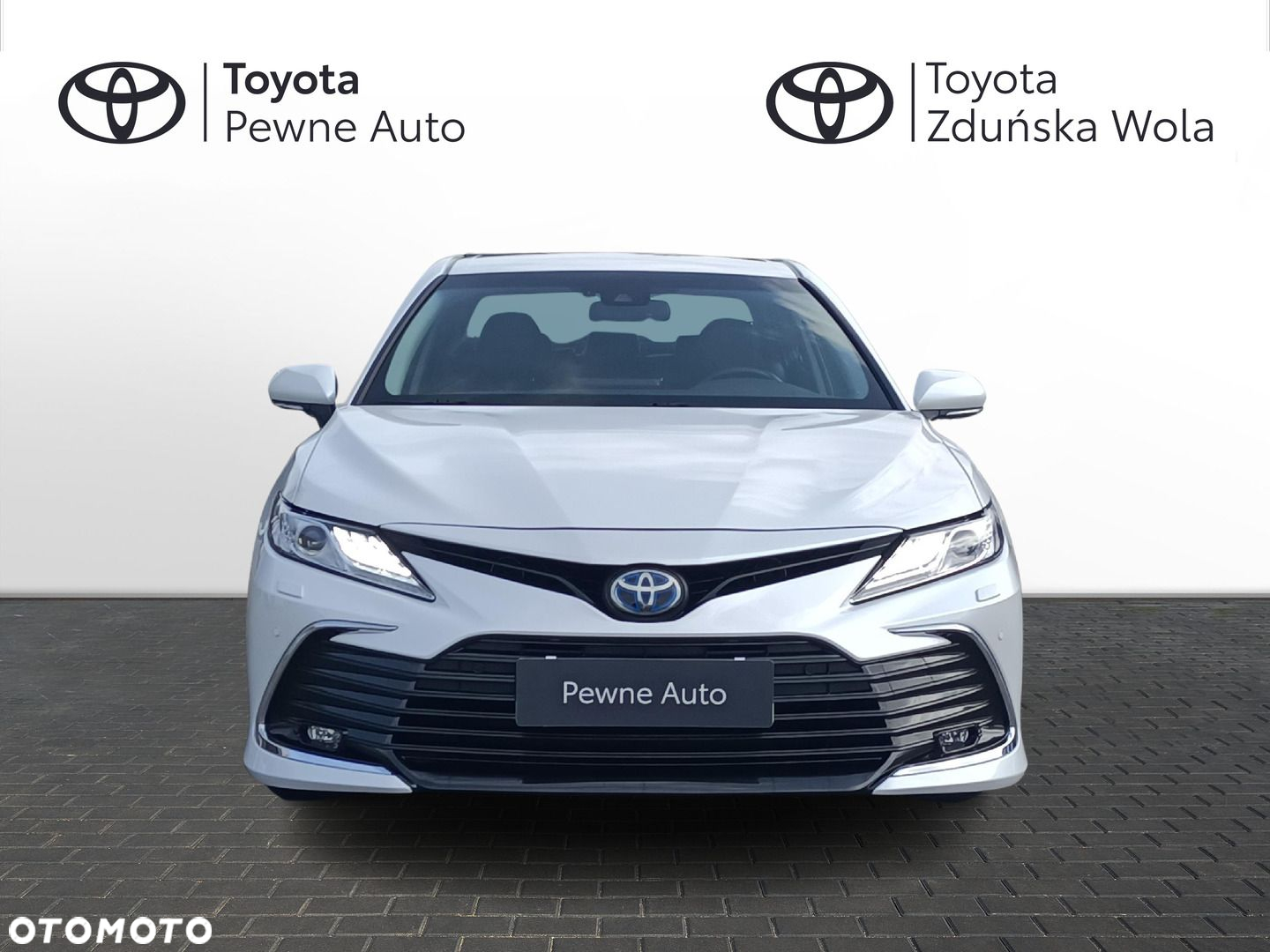 Toyota Camry - 2
