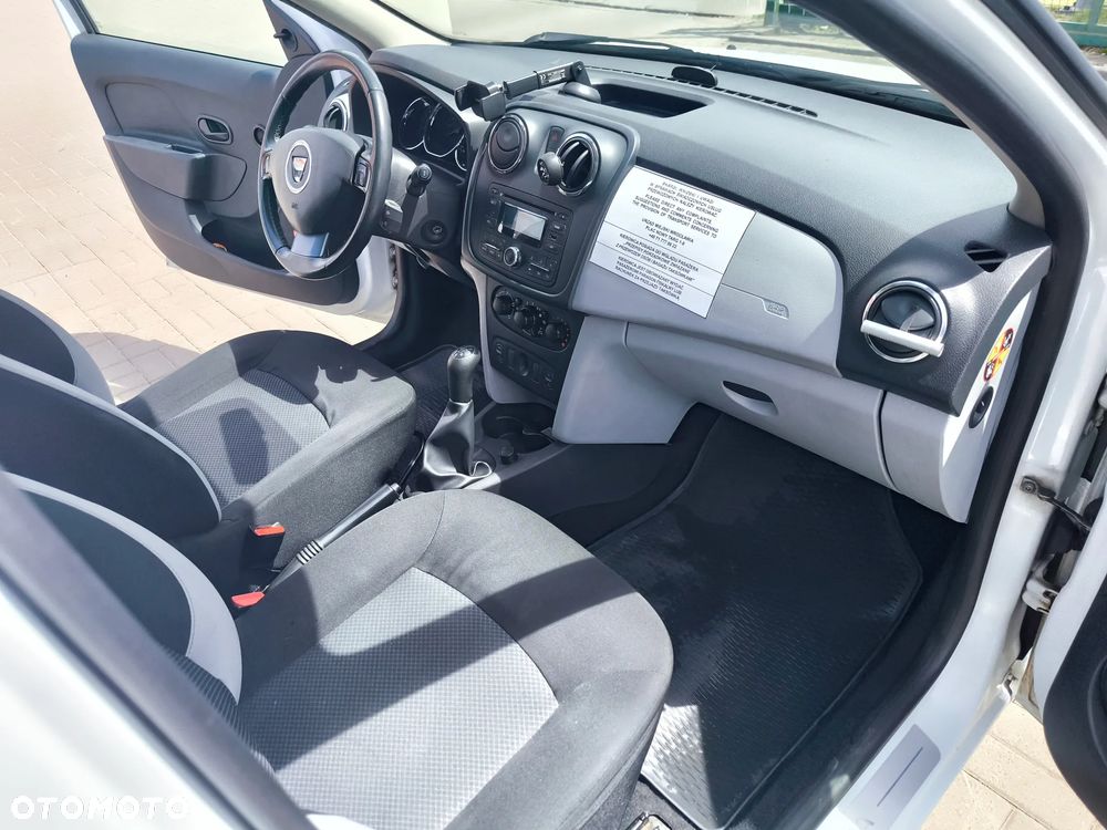 Dacia Logan 1.2 16V Ambiance - 13