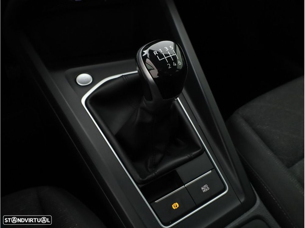 VW Golf 2.0 TDI Life - 19