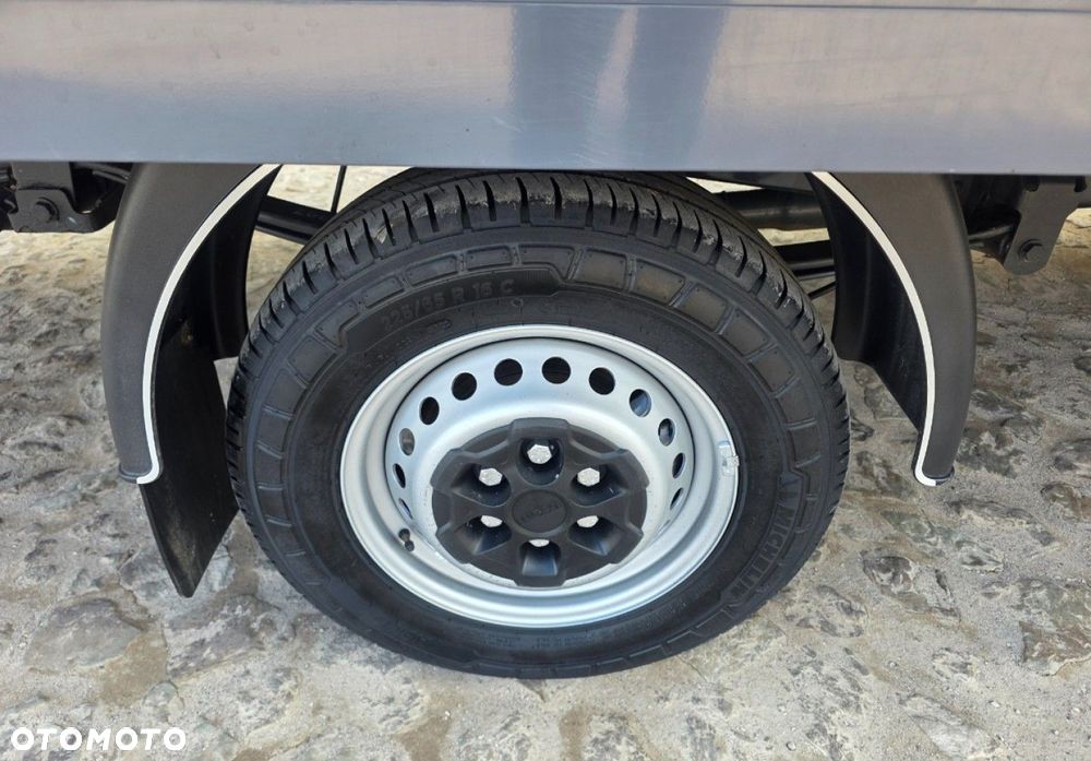 Iveco Daily 35S18 - 29