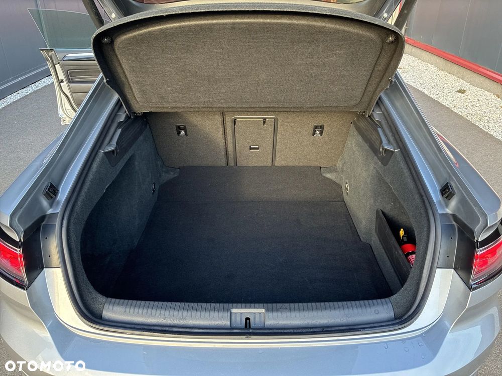 Volkswagen Arteon 2.0 TSI R-Line DSG - 27