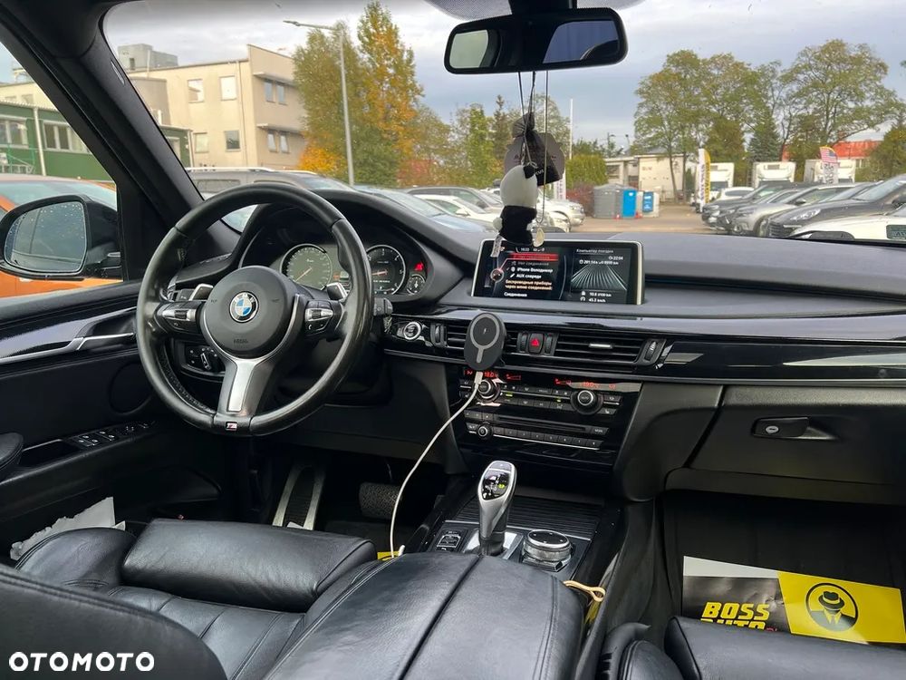 BMW X5 xDrive40d - 16