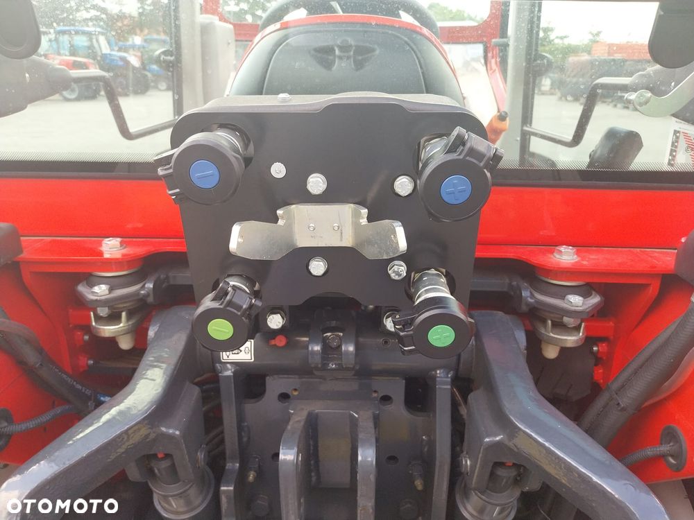 ANTONIO CARRARO TRX 5800 YANMAR 51,5KM Obracany kokpit i fotel 4 cylindry 2091cm3 - 8