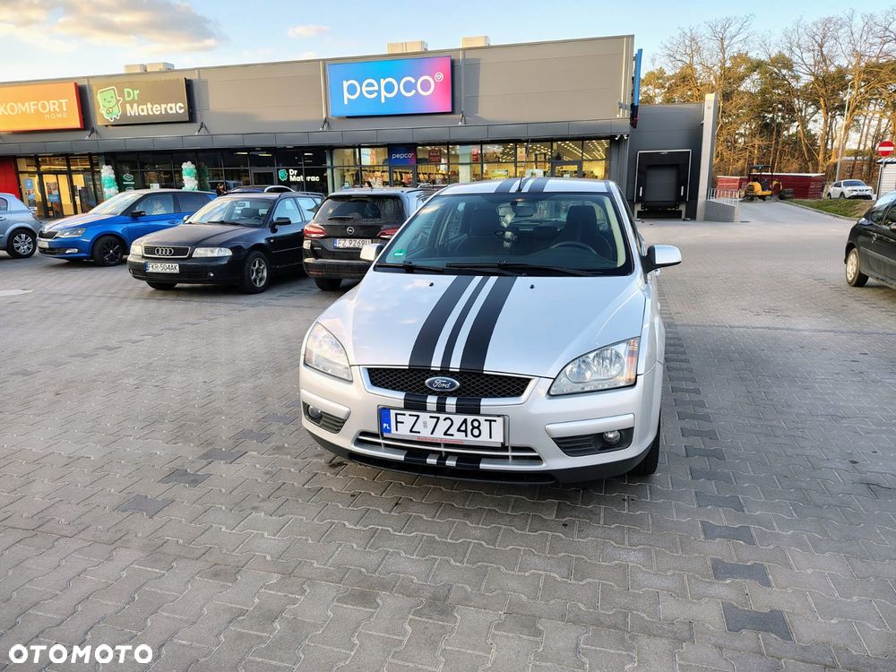 Ford Focus 1.6 TDCi DPF Ambiente - 1