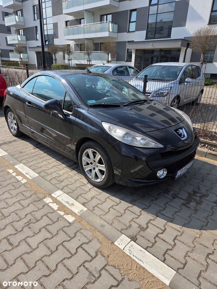 Peugeot 207 CC - 1